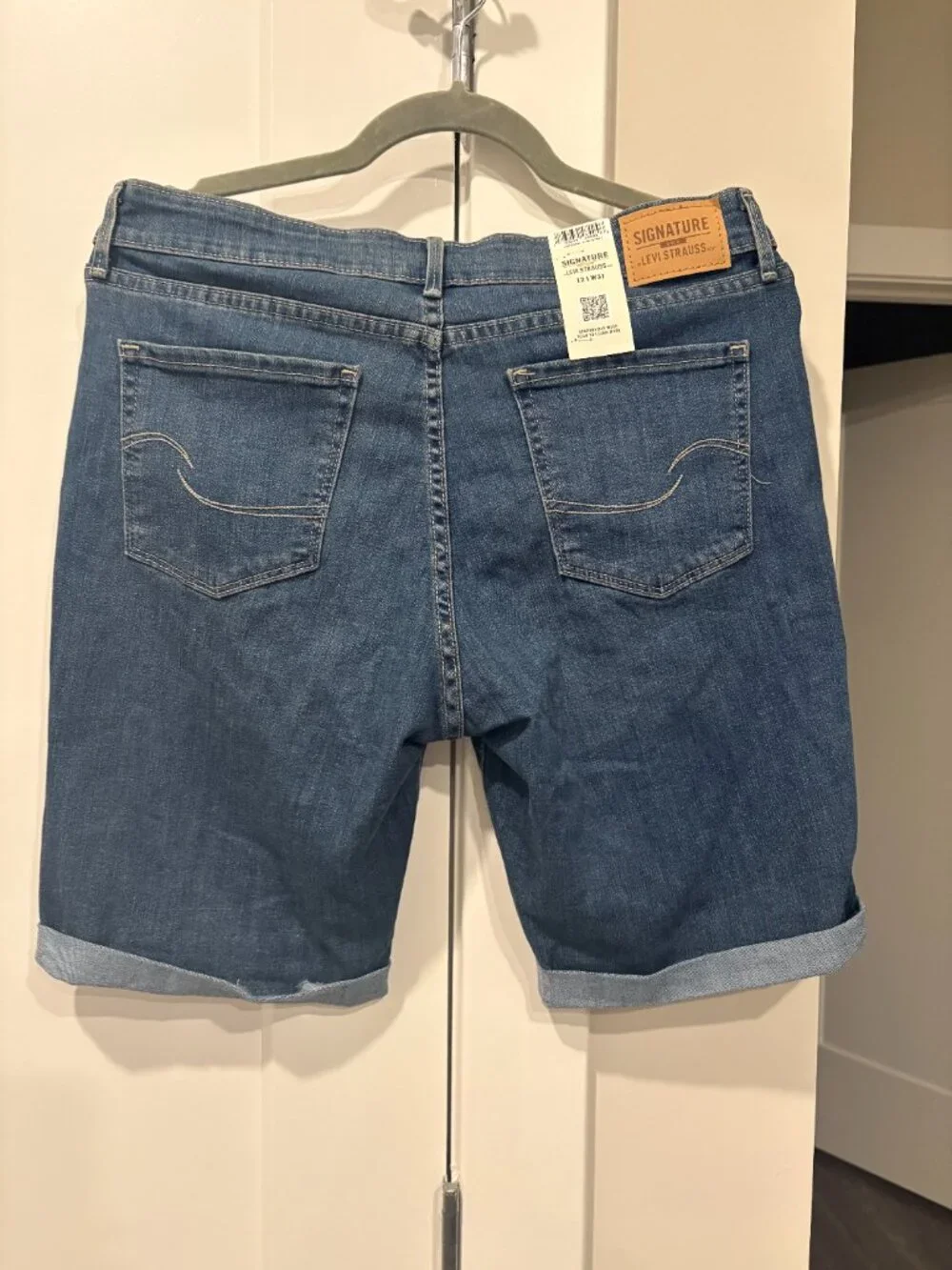 Brand New With Tags Denim Levi Shorts Size 12